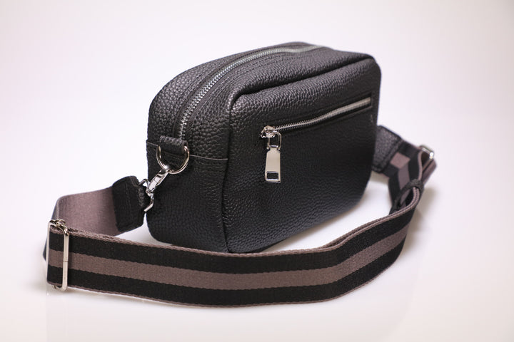 schwarze Crossbody Bag aus Kunstleder